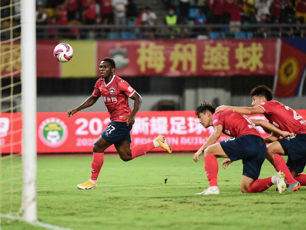 断开团让他 断开团让他